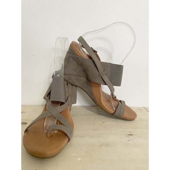 Gentle Souls by Kenneth Cole Size 9M Wedge Sandals Comfort Shoe Irwin - Picture 6 of 11